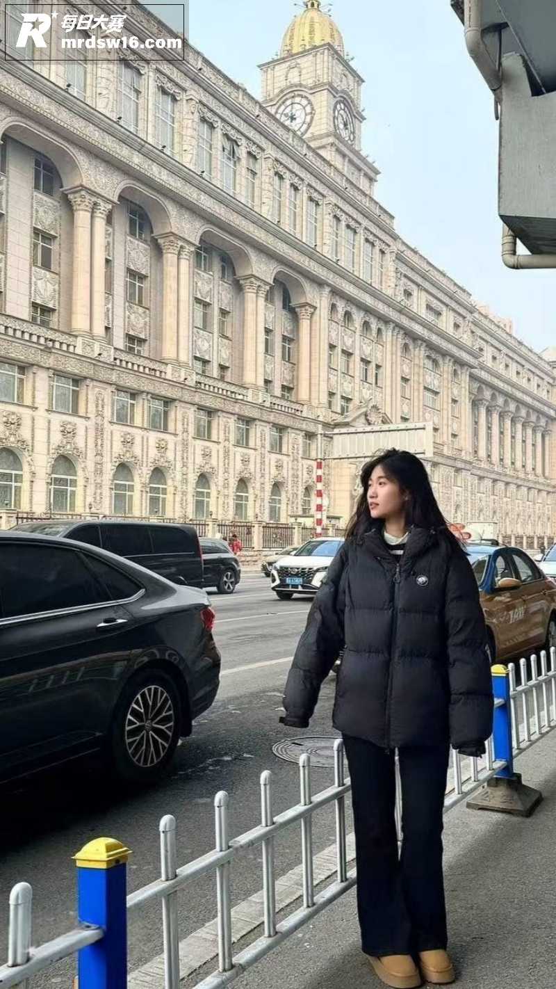 河北清纯女大学生 与相关图片4