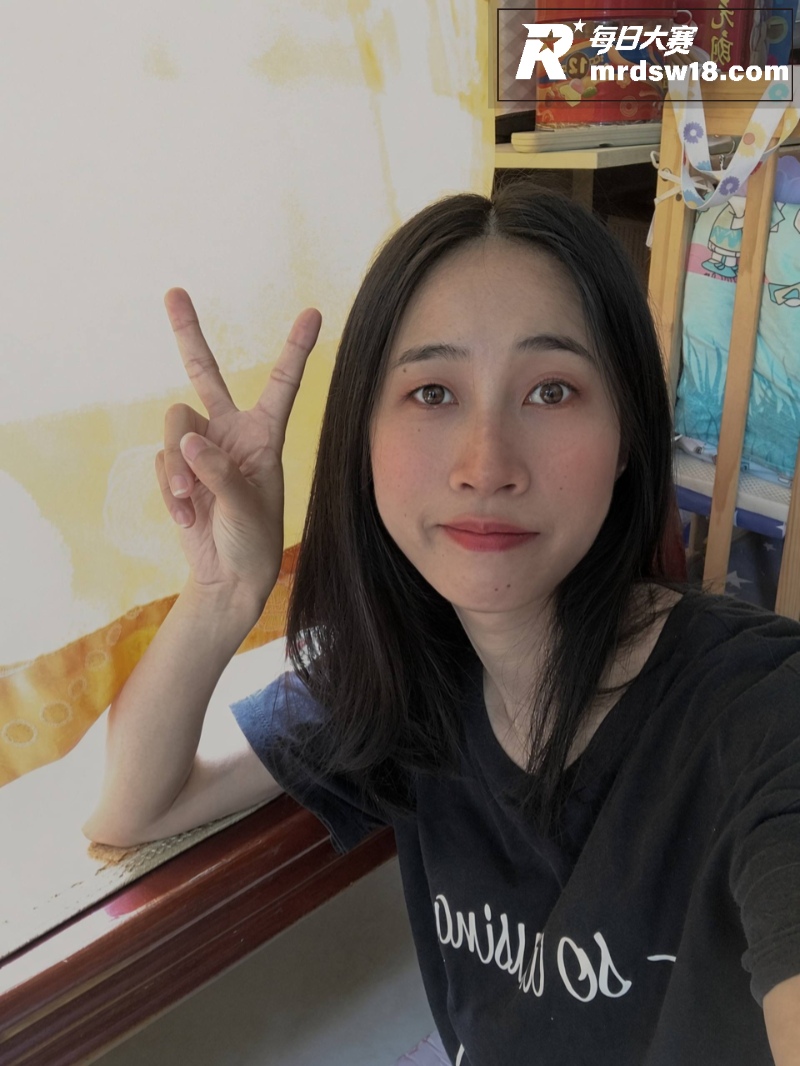 极品短发大奶少妇 猛相关图片1