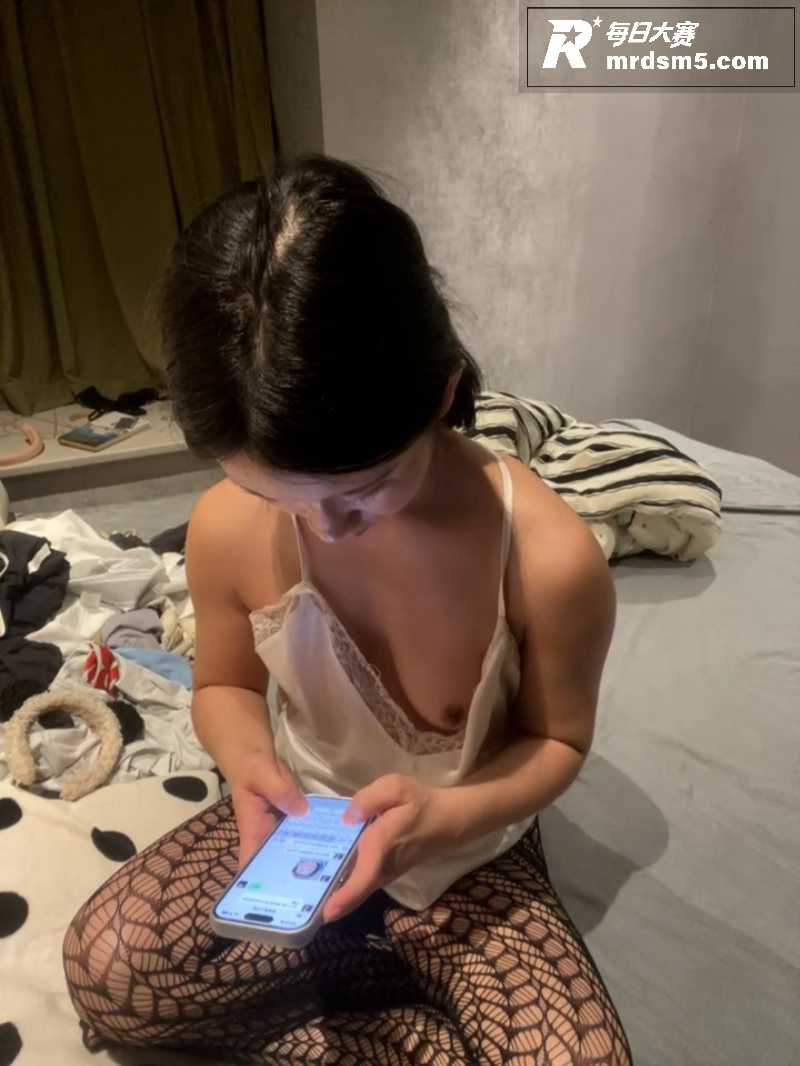 ST站高颜值肌肉女 相关图片3